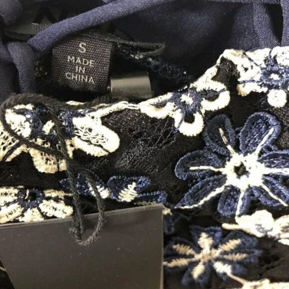 NWT NBD Marilyn Embroidered Floral Lace Mini Dress in White Noise Sz. S - Picture 5 of 5